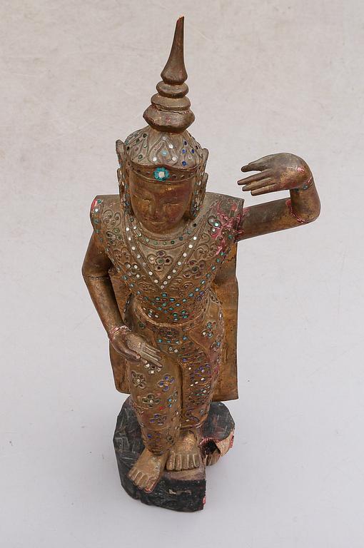 SKULPTUR, skuret trä, sydostasien, 1900-tal.