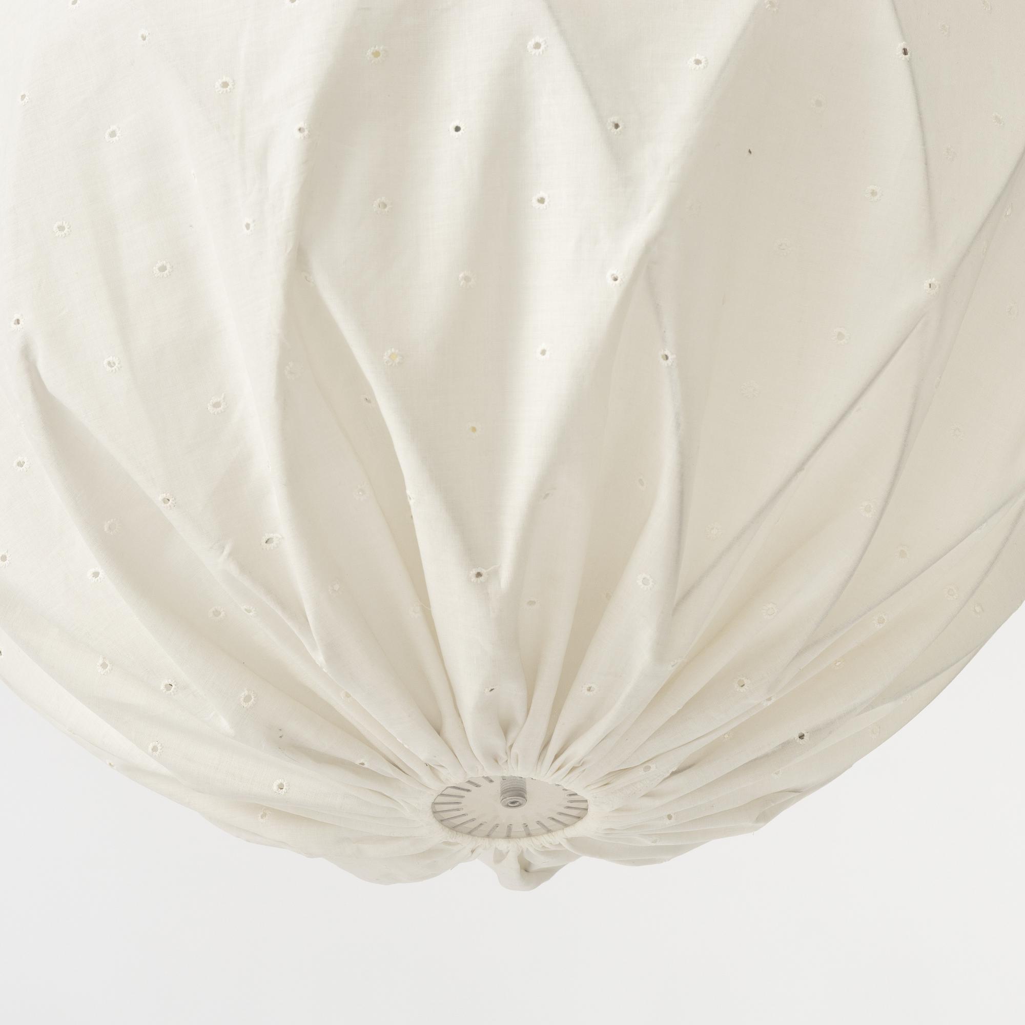 Tore Ahlsén, taklampa, "Pia-lampan", Gärsnäs.