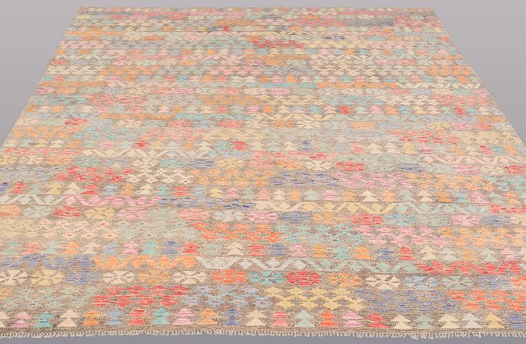MATTA, Kelim, ca 295 x 258 cm.