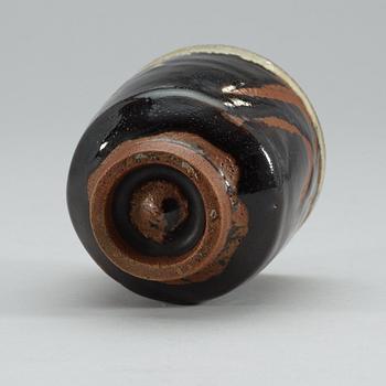 A Japanese stoneware cup, attributed to Shoji Hamada, 1950's.