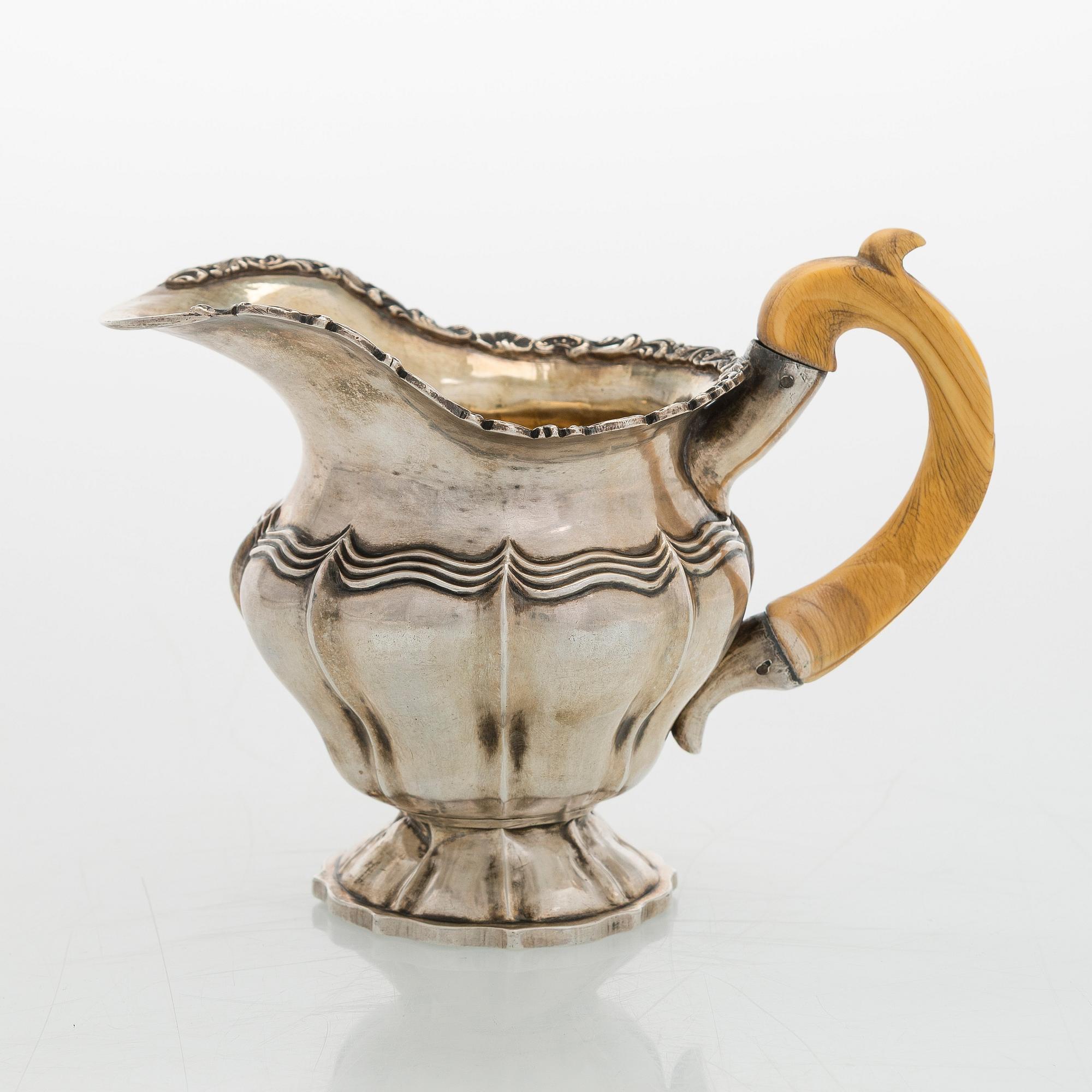 Kermakko, hopeaa, Moskova 1844.