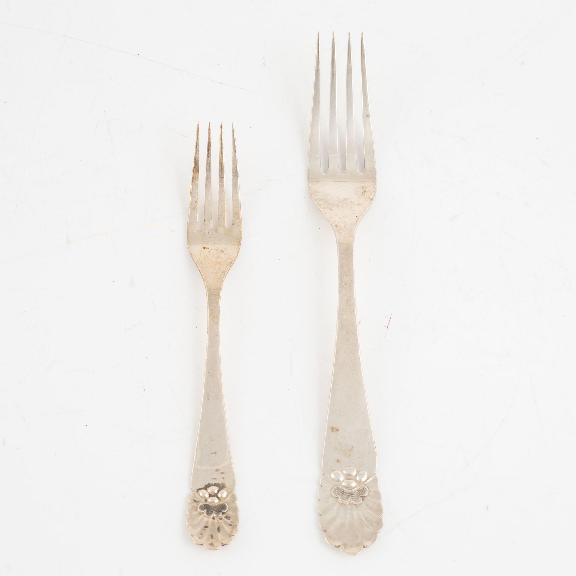 Bestickservis, 71 st, silver, modell "Snäck", MGAB, Uppsala, 1946-56.