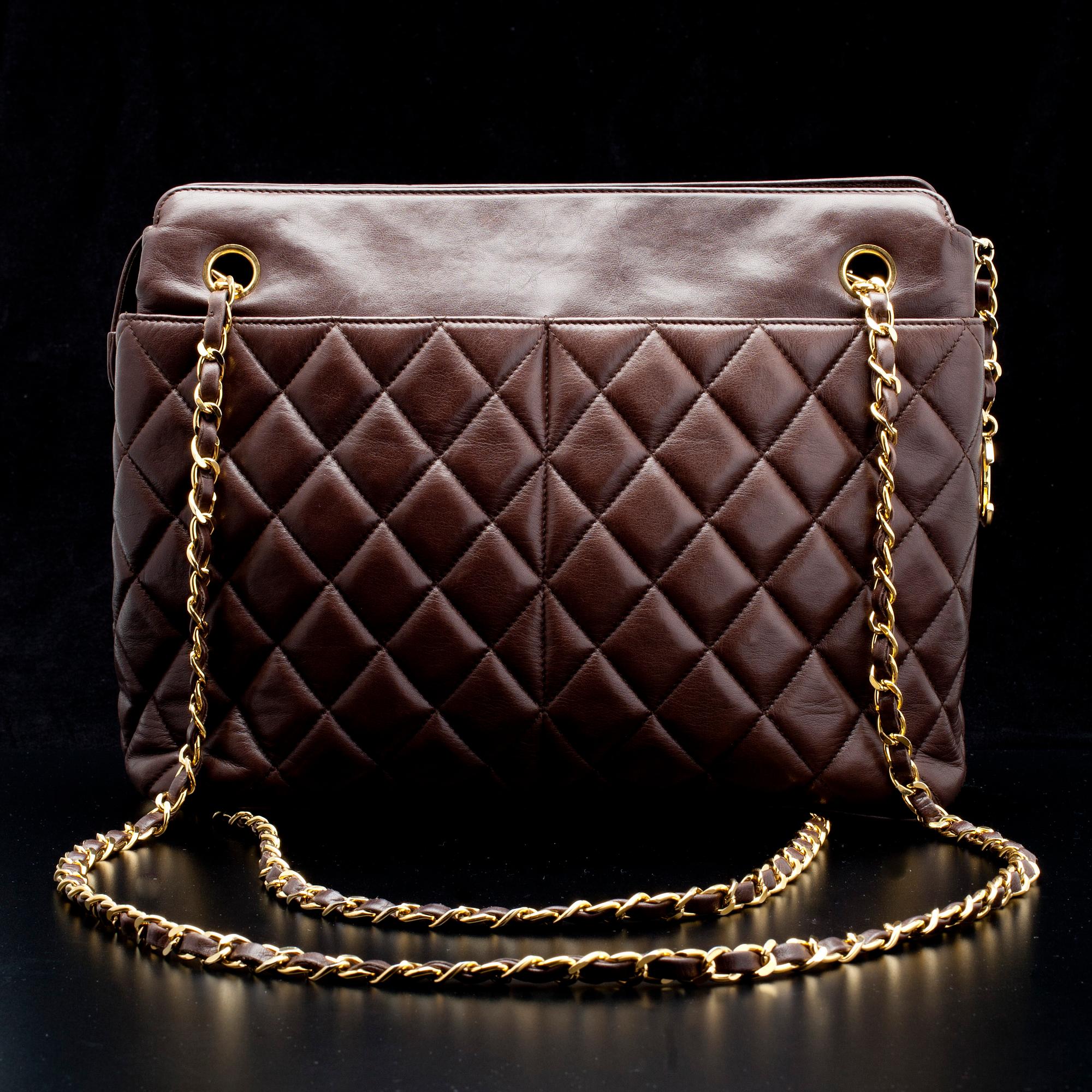 VÄSKA, axelremsväska, Chanel.