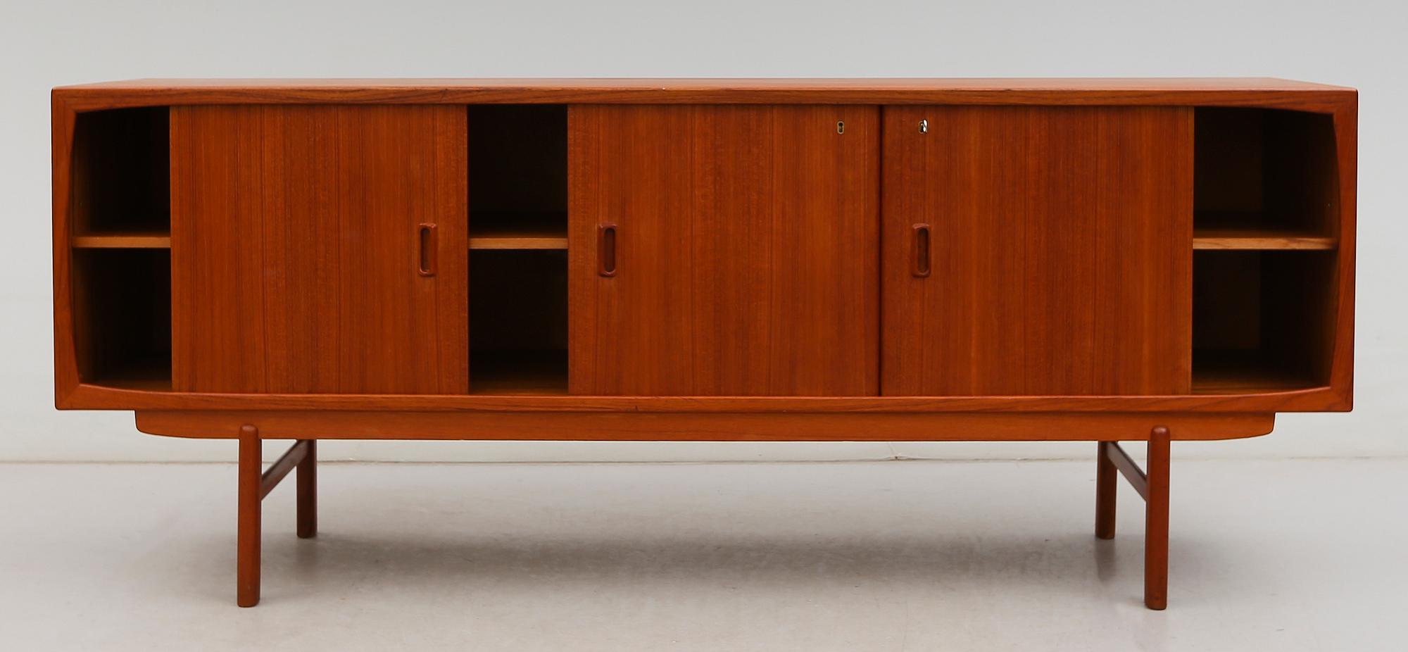 SIDEBOARD, 1900-talets andra hälft.