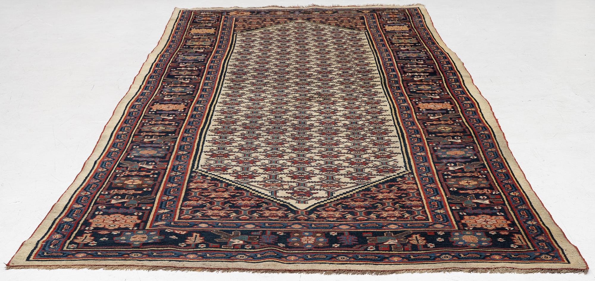 Gallerimatta, antik Bidjar, Västra Persien. 380 x 170 cm.