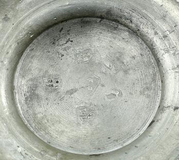 BÄGARE SAMT GRÖTSKÅL, tenn, bla Martin Gustaf Moberg, Jönköping, verksam 1777-1815.