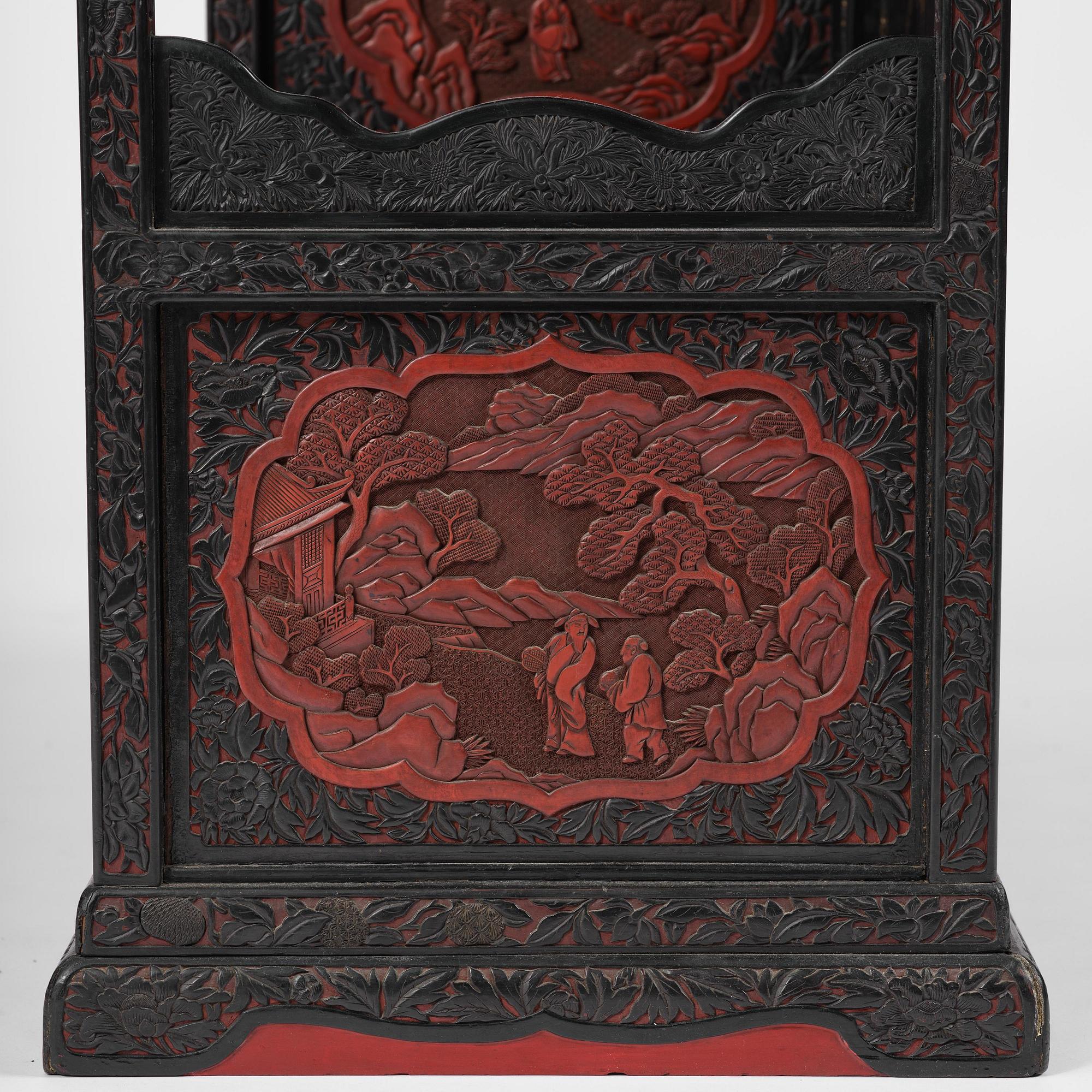 A lacquer display cabinet, late 19th century.