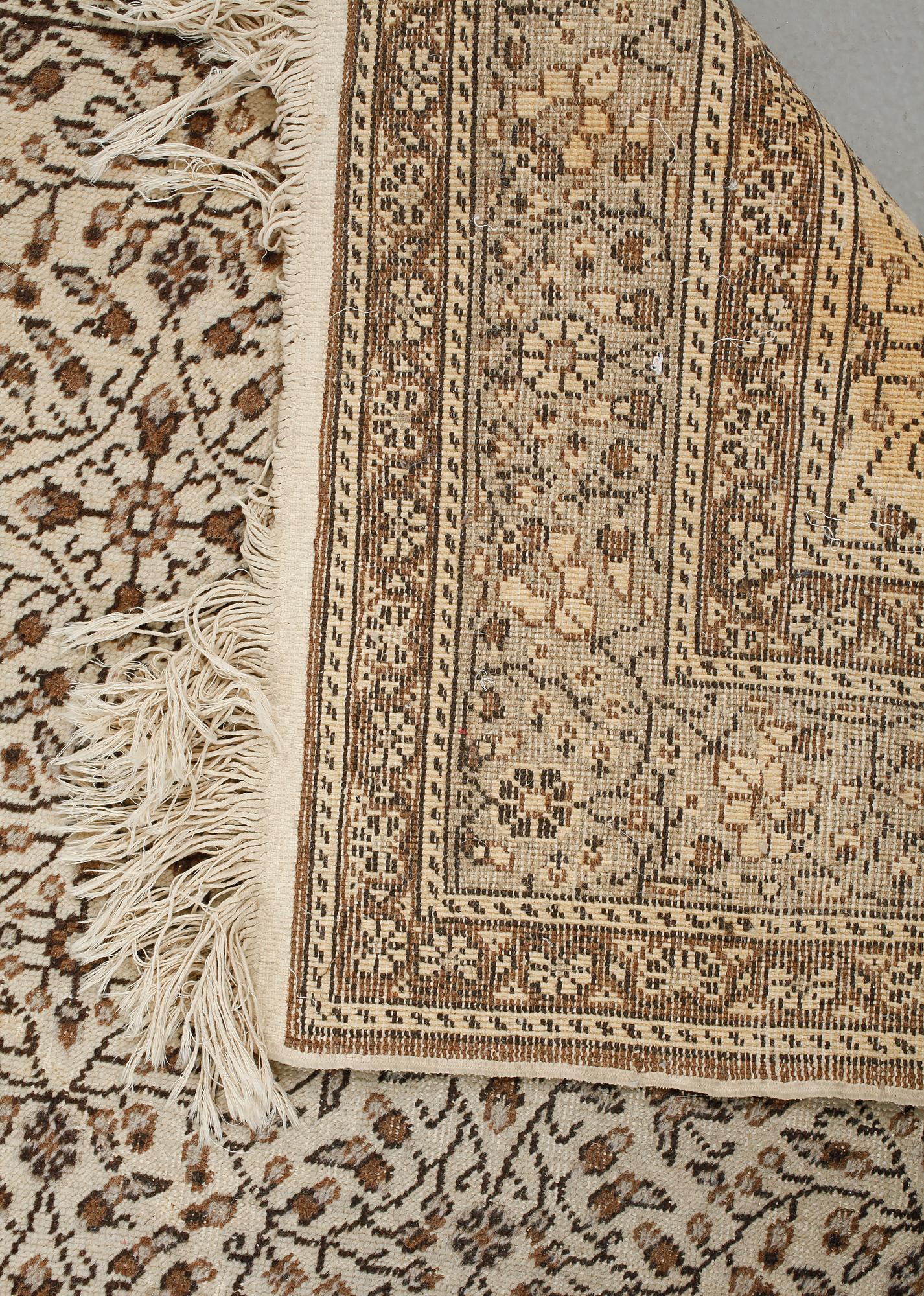 MATTA, troligen Turkiet, old, ca 220 x 153 cm.