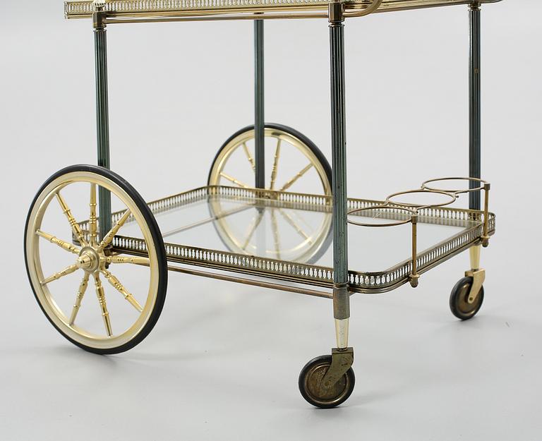 SERVERINGSVAGN, 1900-talets andra hälft.