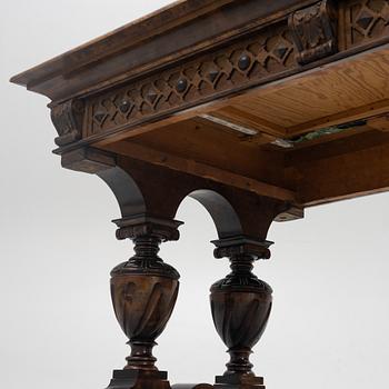 Library table, Baroque style, first half of the 20th century.