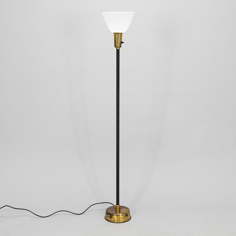 Lisa Johansson-Pape, golvlampa, Stockmann Orno 1900-talets mitt.