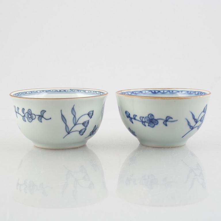 Twelve pieces of "Nejlika" porcelain, from IKEAs' 18th century series, Sweden, 1990's.