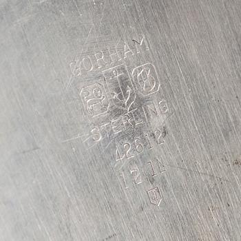 BRICKA, sterlingsilver, "Chippendale" Gorham, Rhode Island, USA 1954. Vikt ca 776,5 g.