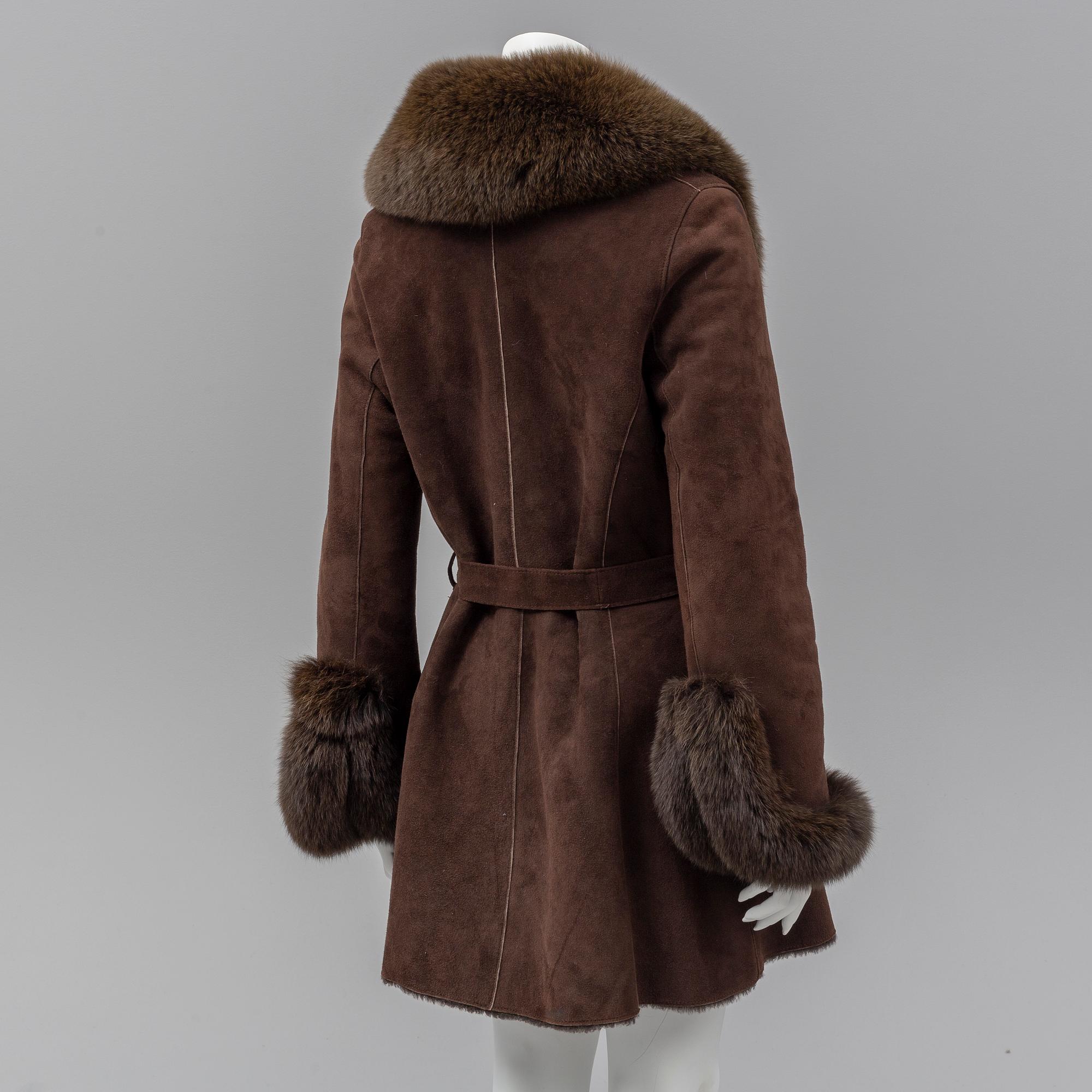 AMORESS, a 'Betty' merinolamb's coat, app S.