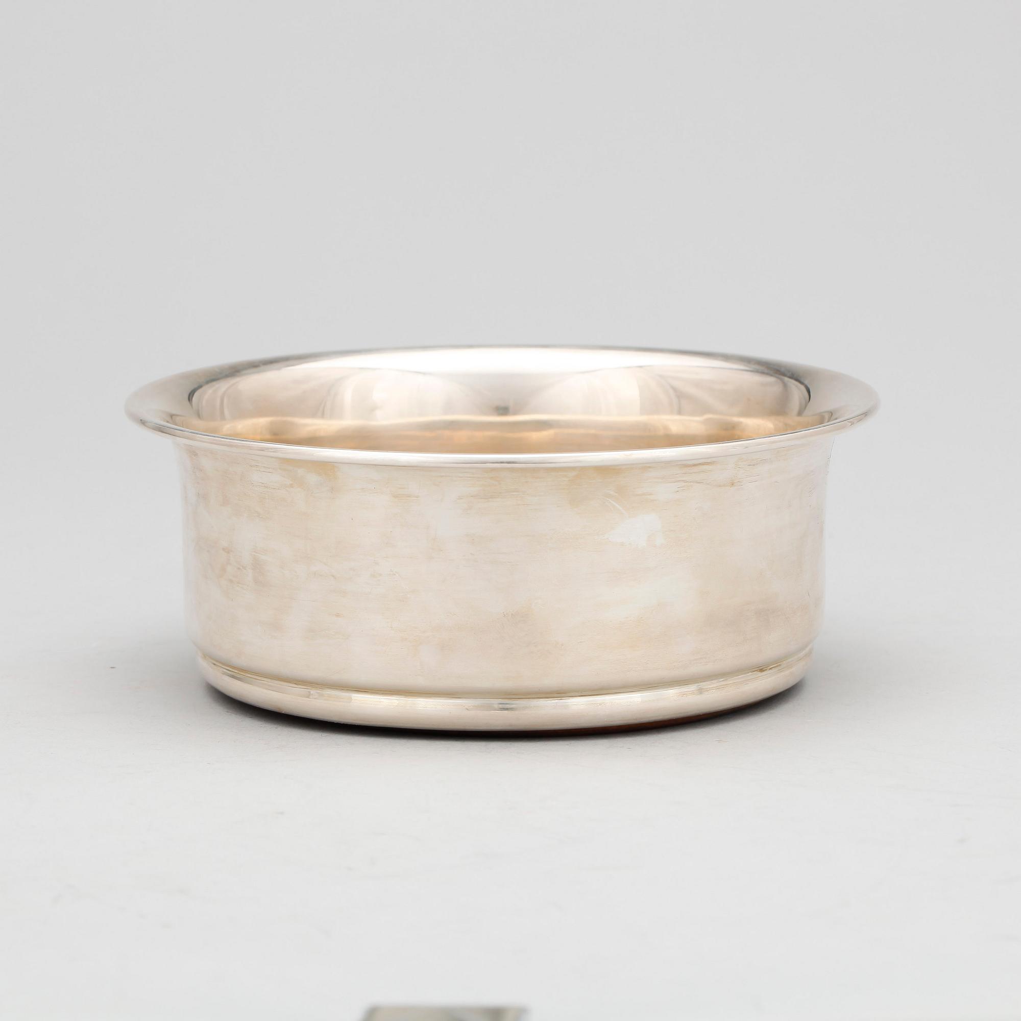 COASTER, silver, Sheffield 1900-tal. Silvervikt ca 98 gram.