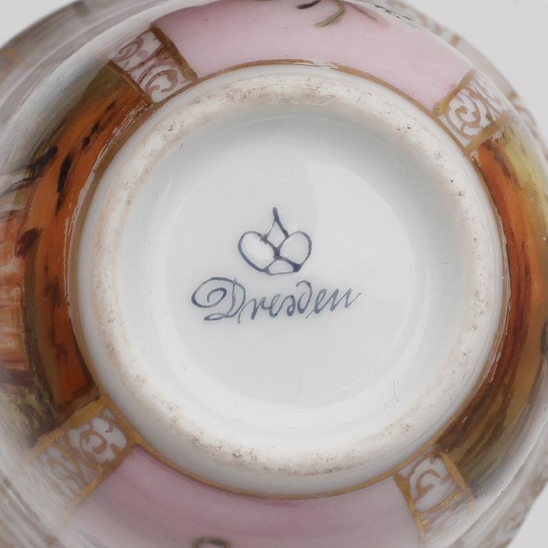 CHOKLADKOPP, porslin, Dresden, Tyskland, 1900-talets första hälft.