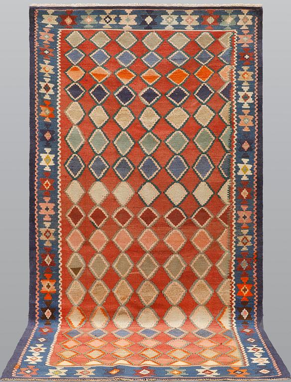 Matta, persisk nomad Kelim, ca 305 x 155 cm.