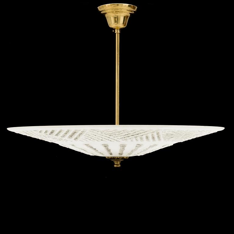 A 1940s / 50s ceiling light. Height ca 40 cm.