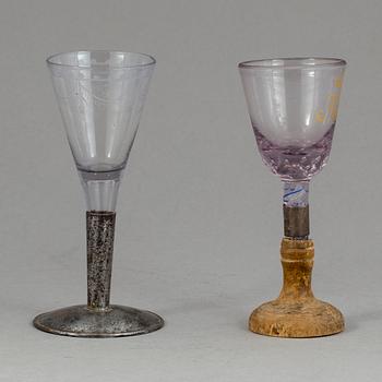GLAS, 2 stycken, 1700/1800-tal.