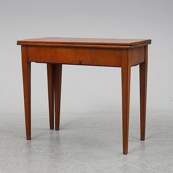 A mid 19th Century mahogany cardtable.