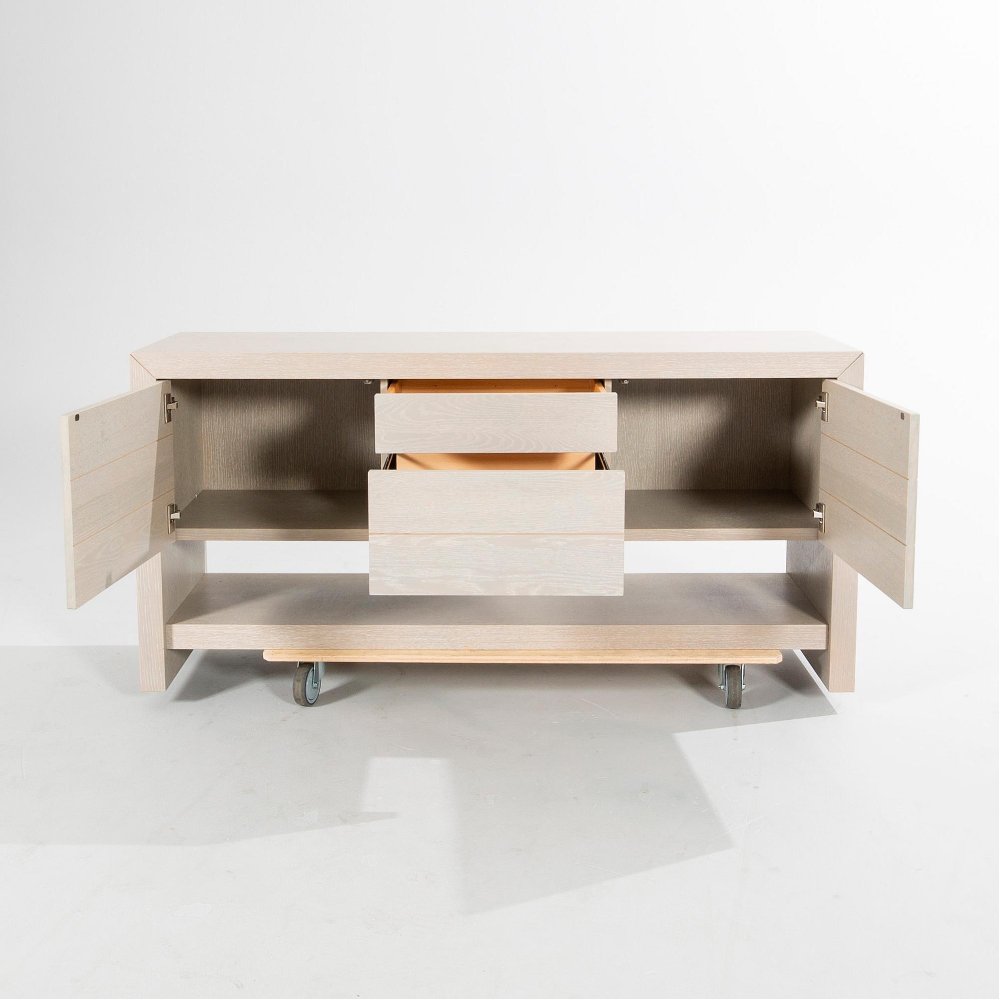Sideboard Slettvoll Norge 2000-tal. - Bukowskis
