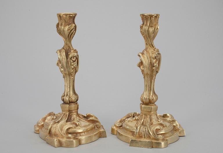 LJUSSTAKAR, förgylld brons, rokoko stil, möjligen Ryssland 1800-talets mitt.