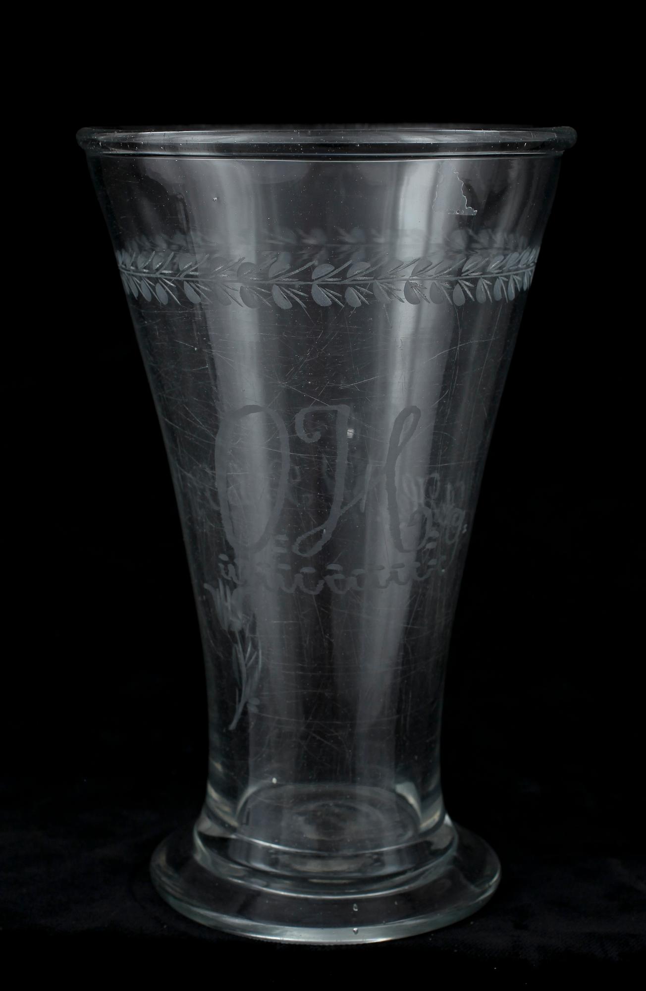 BRÖLLOPSBÄGARE, glas, Sverige runt år 1800.