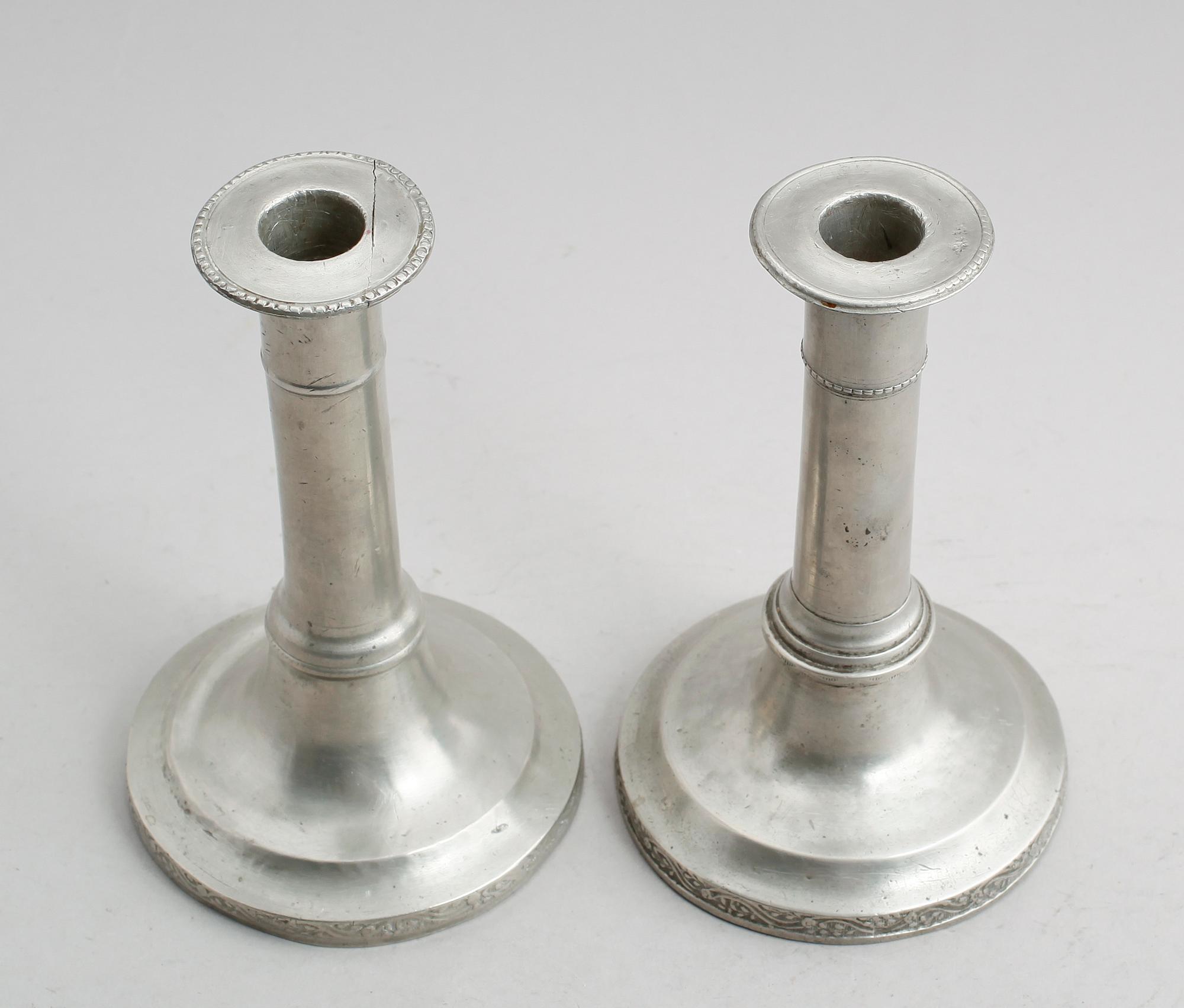 LJUSSTAKAR, 2 st, snarlika, tenn, Adolph Helledaij, Jönköping 1796/1799.