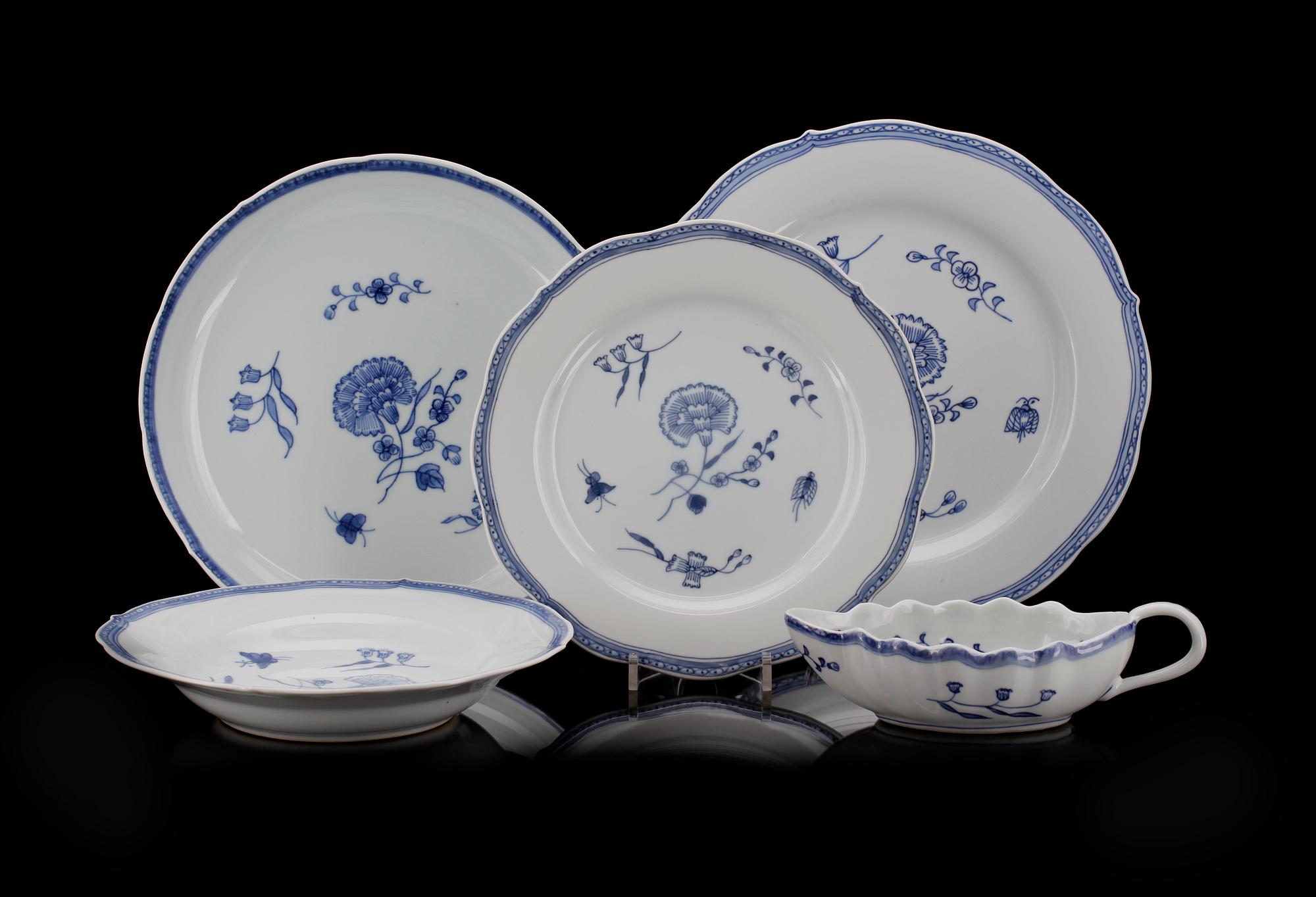 MATSERVIS, ca 40 delar, porslin, "Nejlika", IKEA, 1700-talskollektionen, 1990-tal.