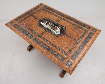 BORD, sydeuropa, 1900-talets början.