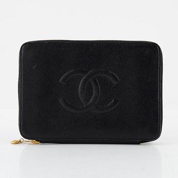 Chanel, A black caviar leather clutch, 1997 - 1999.