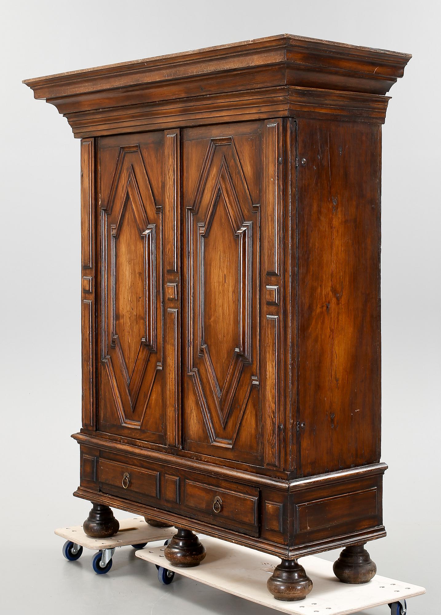 SKÅP, barock, 1700-tal.