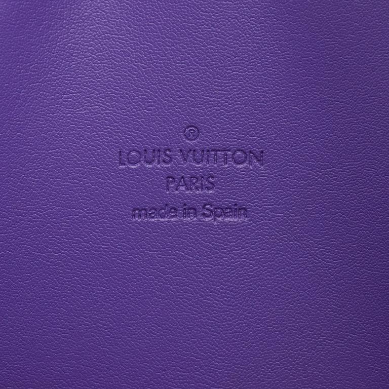 Louis Vuitton, a vernis 'Sutton Violet' bag, 2001.