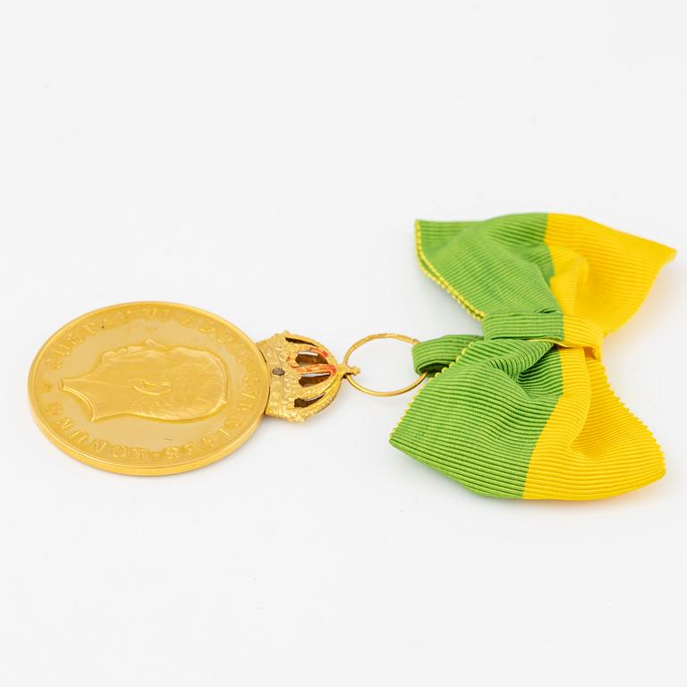 Gustav VI Adolf, medalj i guld, Kungliga patriotiska sällskapet, i etui,