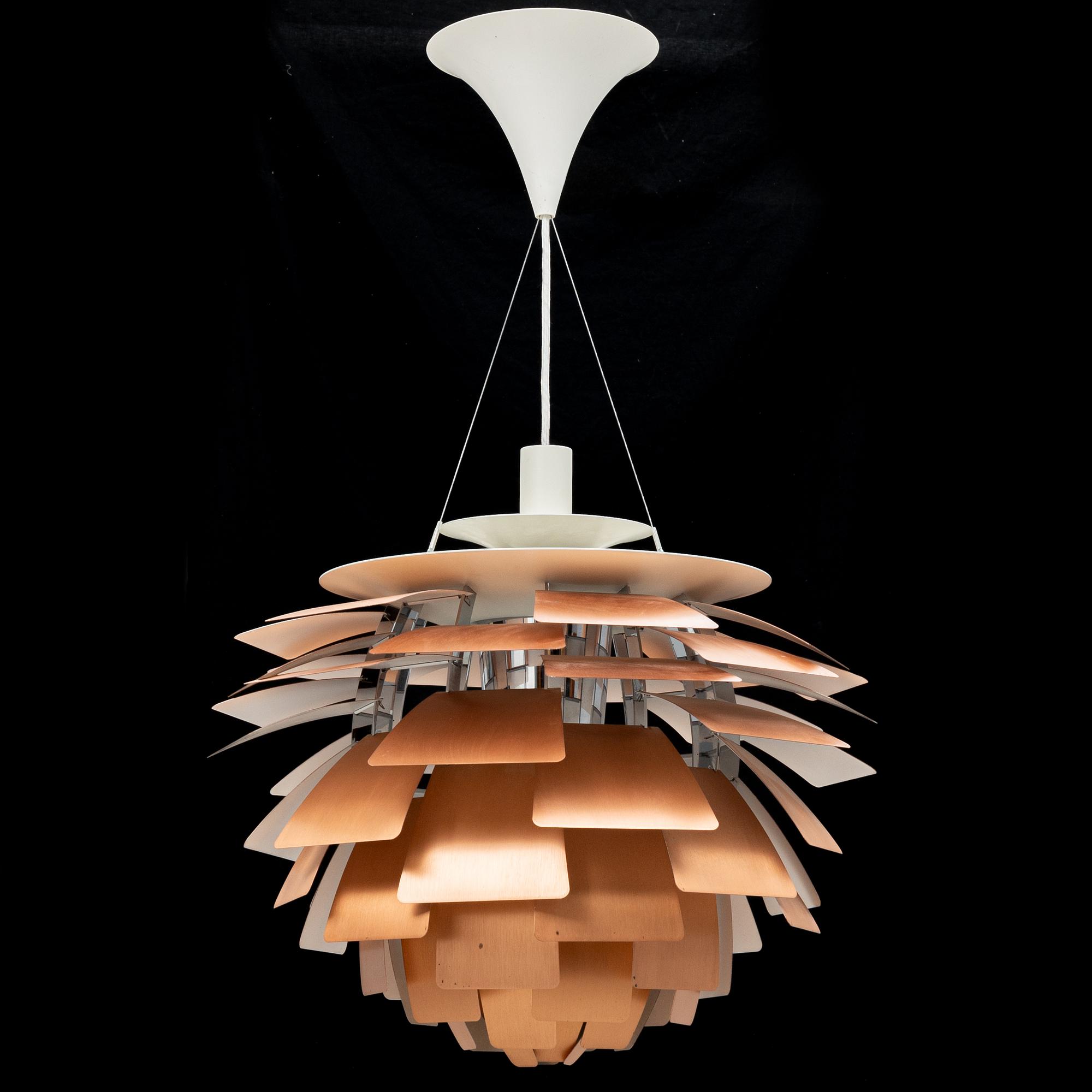 Poul Henningsen, taklampa "PH-Kotte / PH Artichoke", Louis Poulsen, Danmark.