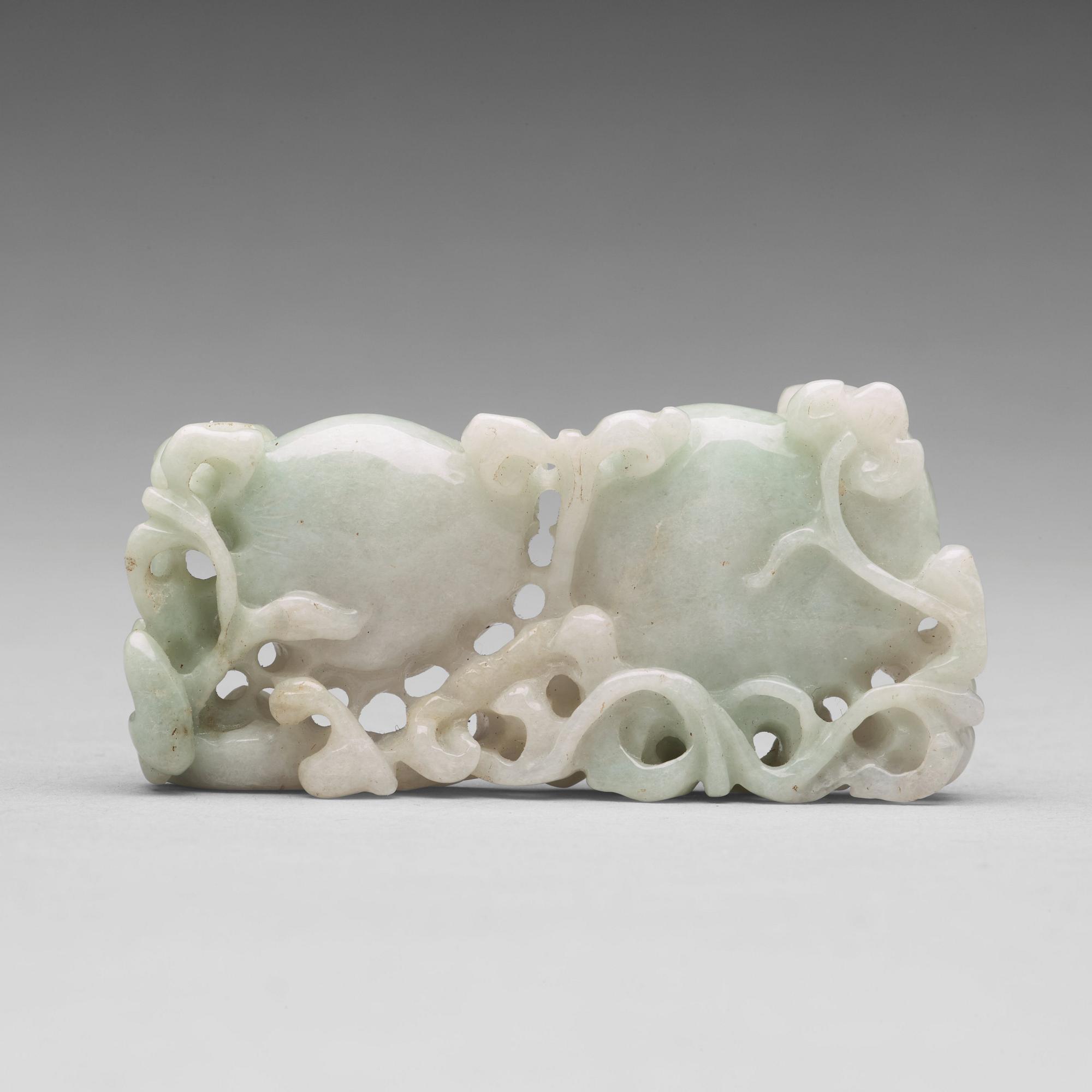 SKULPTUR, nefrit. Kina, 1900-tal.
