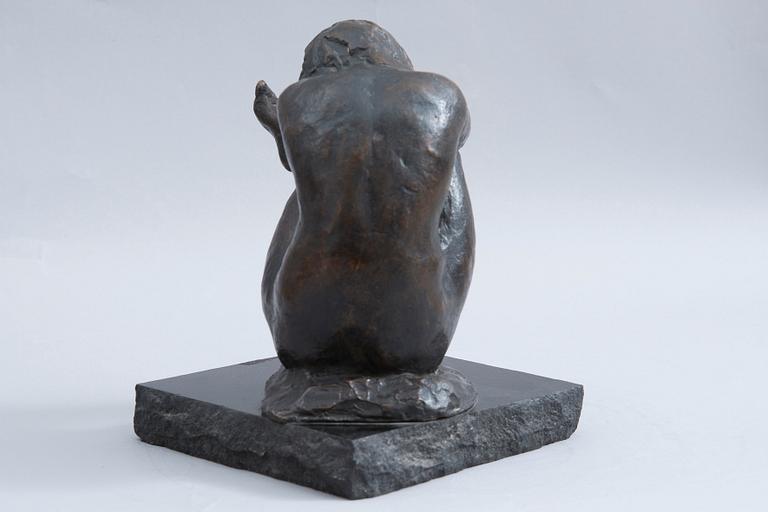 Matti Haupt, A SITTING GIRL.