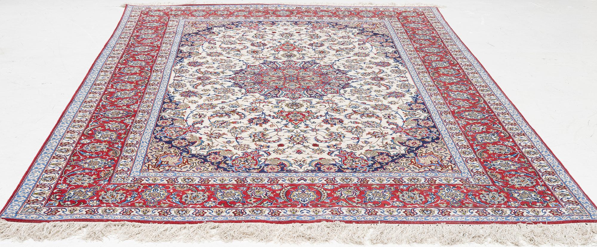 An oriental carpet, c. 310 x 200 cm.