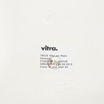 Charles & Ray Eames, Stolar, 6 st, "Plastic chair DSW", Vitra 2012-2013.