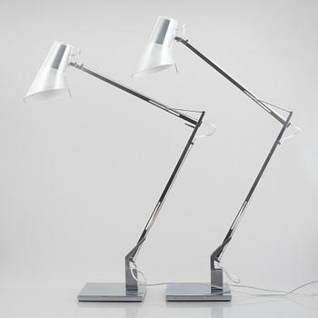 Antonio Citterio, a pair of Kelvin T LED, desk top lamps, Flos.