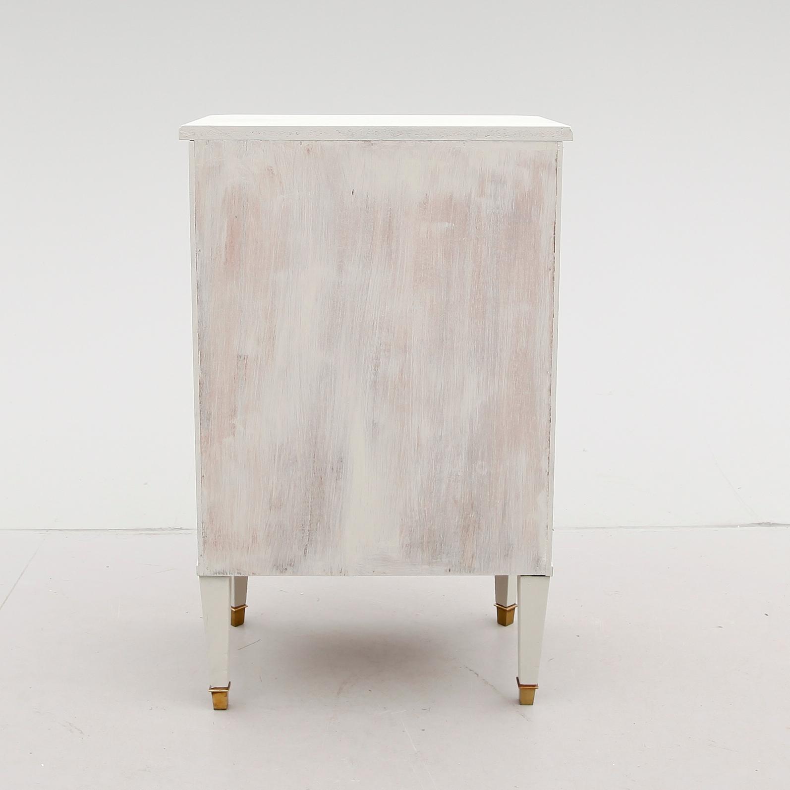 BYRÅ, gustaviansk stil, 1900-talets första hälft.