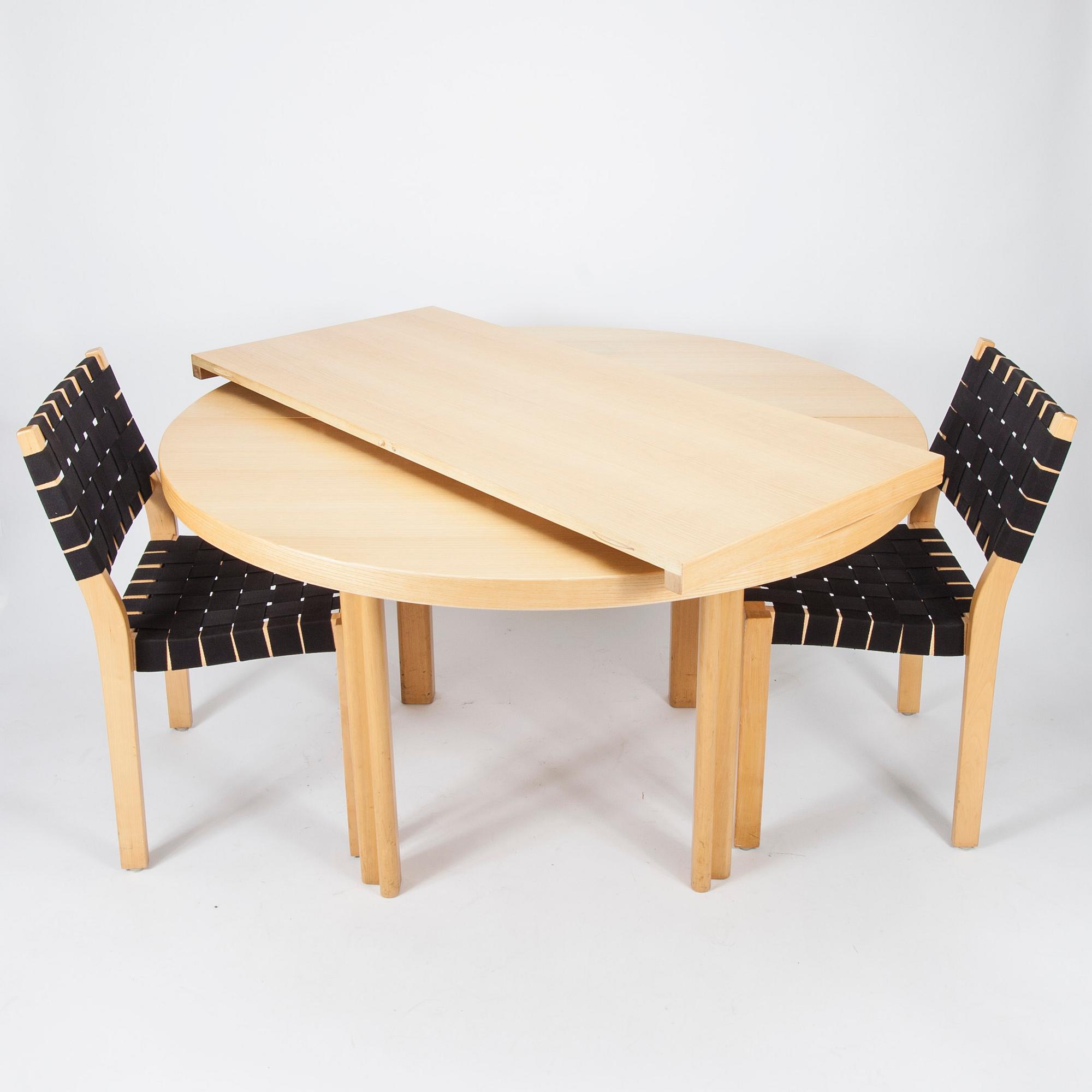 BORD, modell H 99 och STOLAR, 6 st, modell 611, Alvar Aalto, Artek 1970-tal.