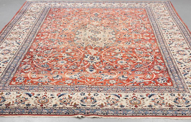 Matta, old Najafabad, ca 419 x 305 cm.