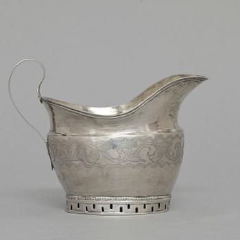 GRÄDDKANNA, silver, Nils Johan Hagman, Sundsvall 1825. Vikt c:a 80 g.