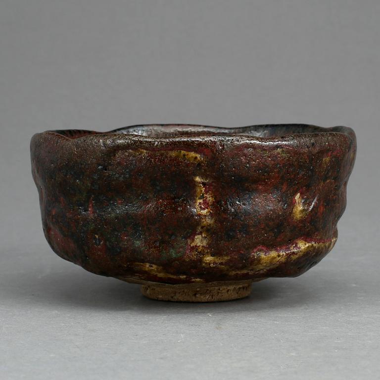 TESKÅL, Raku, stengods, Japan, troligen 1800/1900-tal, signerad.