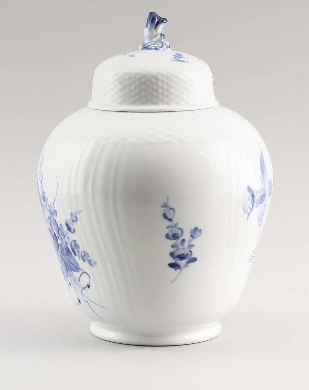 LOCKURNA, porslin, "Blå Blomst", Royal Copenhagen.