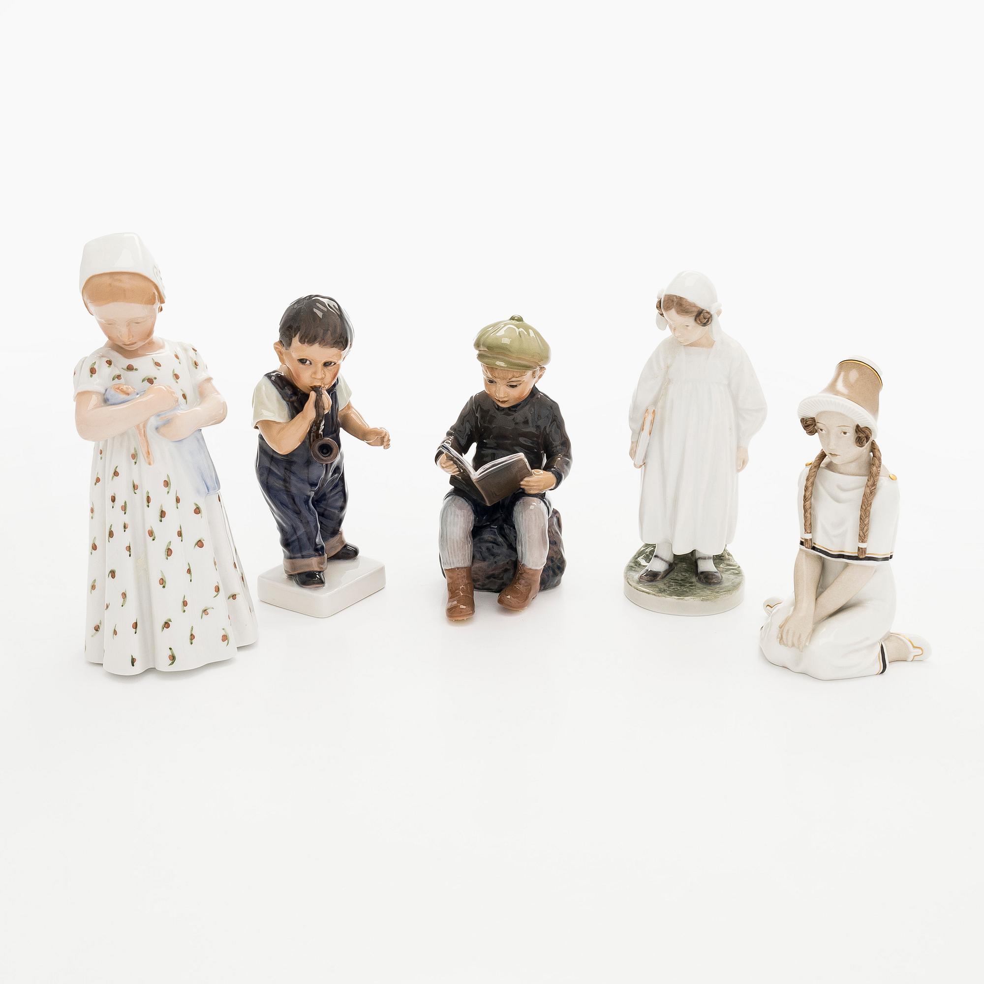 Figuriineja, Bing & Grøndahl, Dahl Jensen ja Royal Copenhagen, 5 kpl, posliinia.