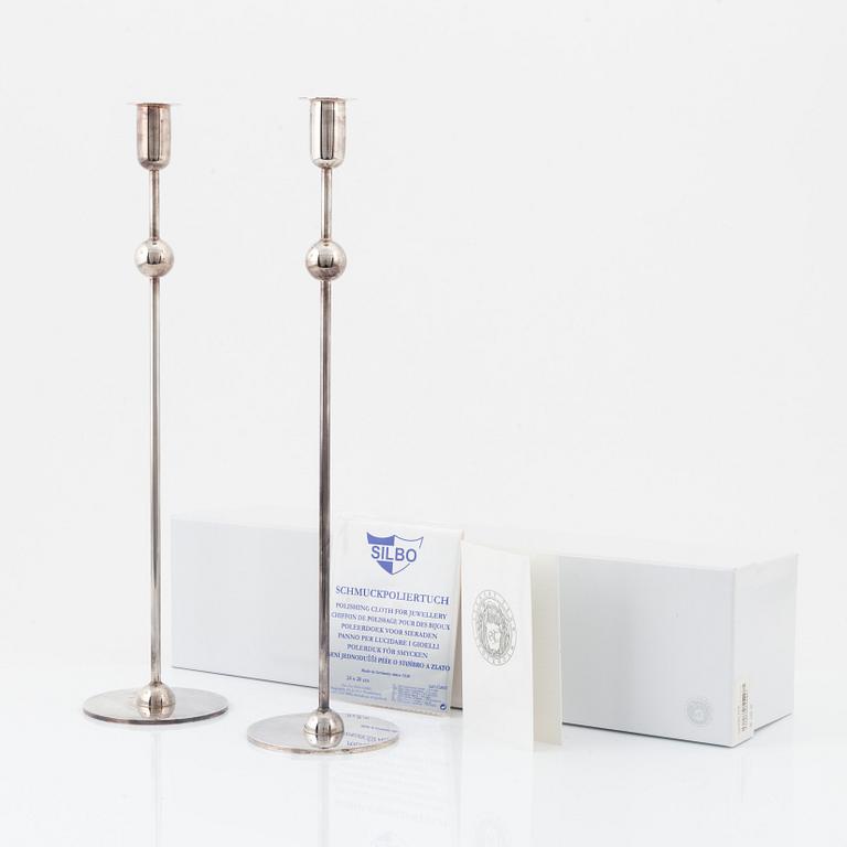 Estrid Ericson, ljusstakar, "Kulan", ett par, Firma Svenskt Tenn.