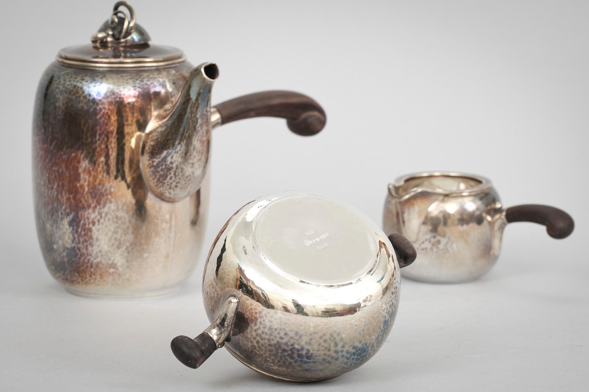 KAFFESERVIS, sterling, 3 delar. Danmark, import av C.G Hallberg. 1900-talets mitt. Tot ca 830gr.