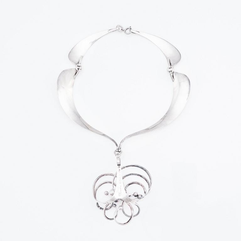 Theresia Hvorslev, a sterling silver necklace with pendant, Lidköping 1975.